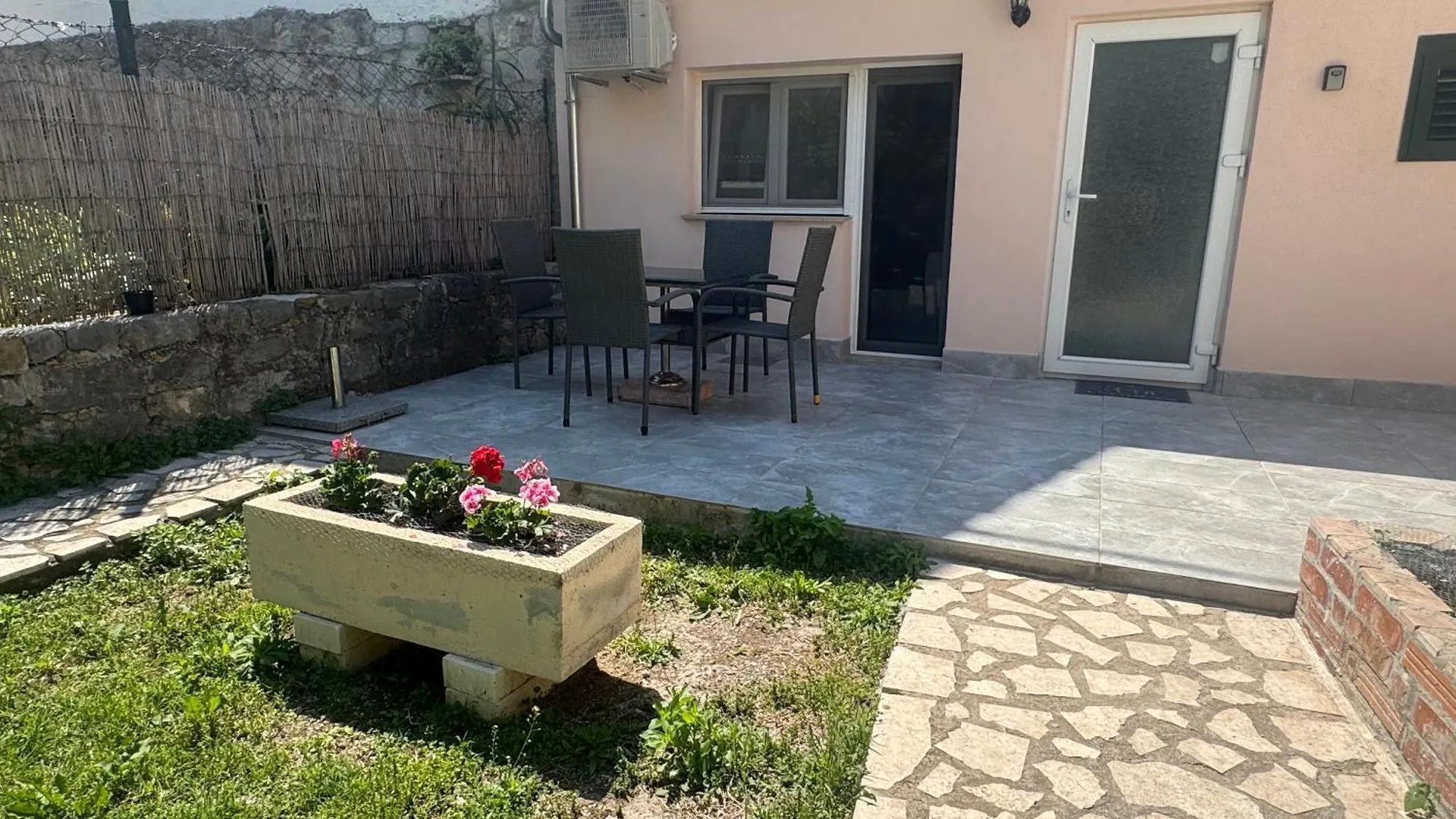 Dalmata Garden Split Apartment